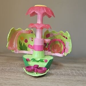 Hatchimals Secret Scene Playset - Pink and Green